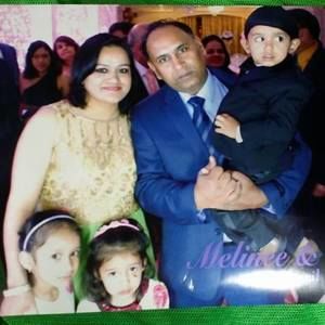 Meet your Posher, Narinder